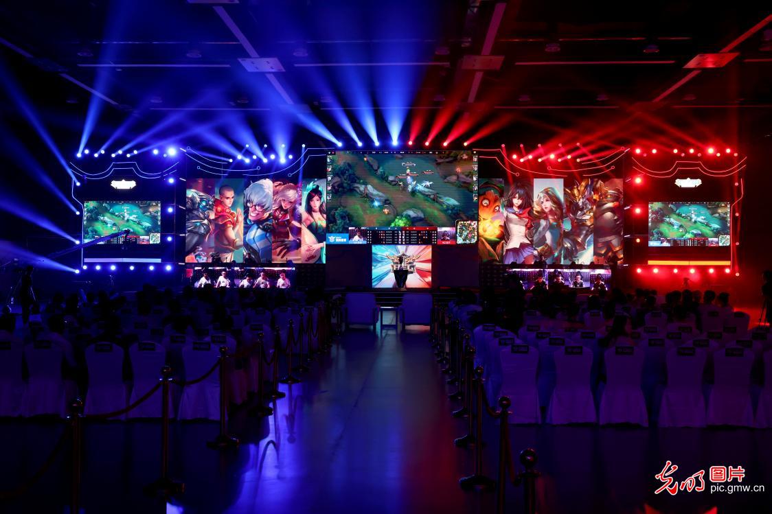 通过精准的 通过精准的