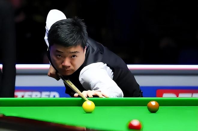 两端均表现 两端均表现