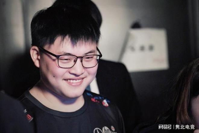 满悬念与遗 满悬念与遗